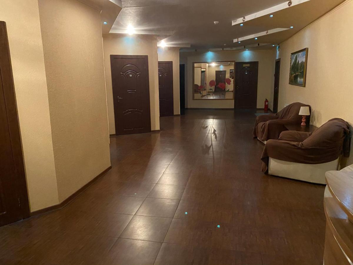 Гостинний Маєток Hotel Myla Ngoại thất bức ảnh